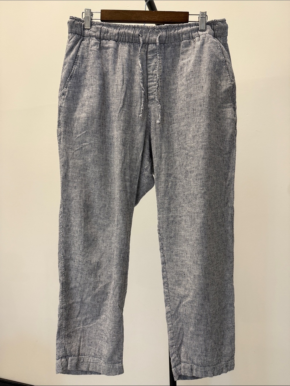 GAP Linen Blend Drawstring Easy Pants White/Navy Pinstriped | Size L
